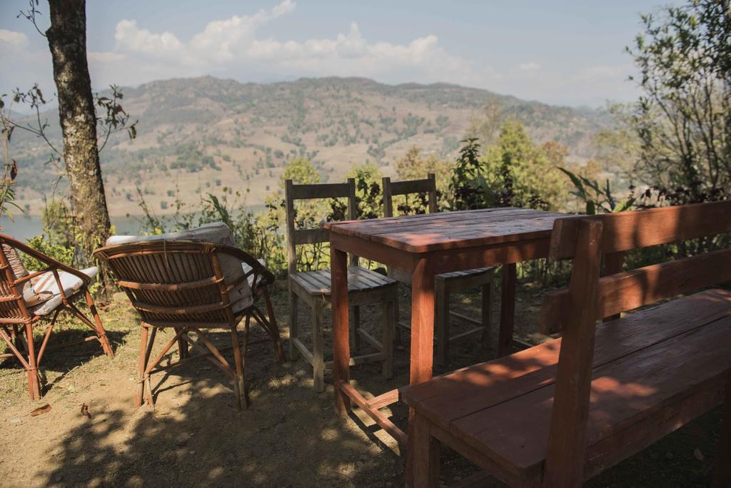 Dinesh House Bed & Breakfast Pokhara Exterior photo